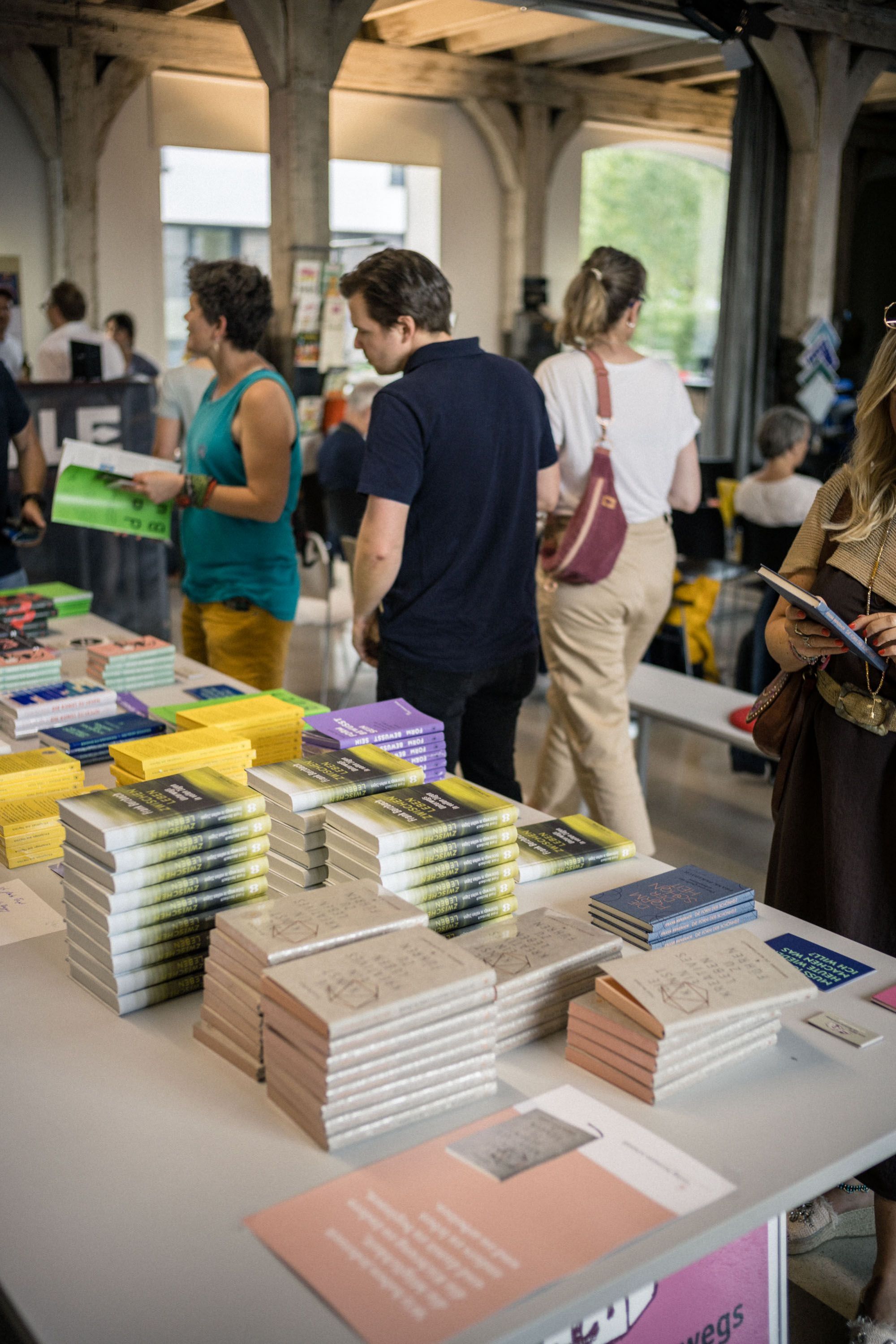 Lesungen mit Anna Rahm, Mit Büchern unterwegs
